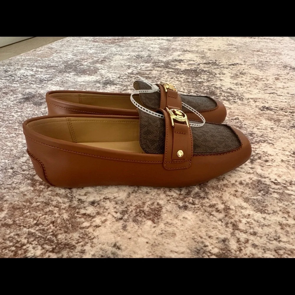 Michael Kors Brown and Tan Loafers size 9 - Picture 3 of 5